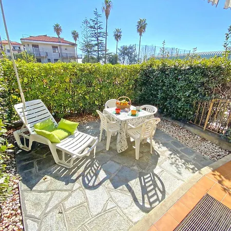 Stelle Marine Apartment